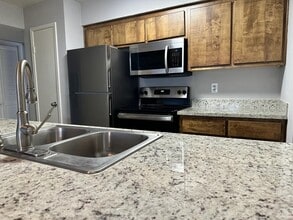 Building Photo - 16303 Lyons School Rd