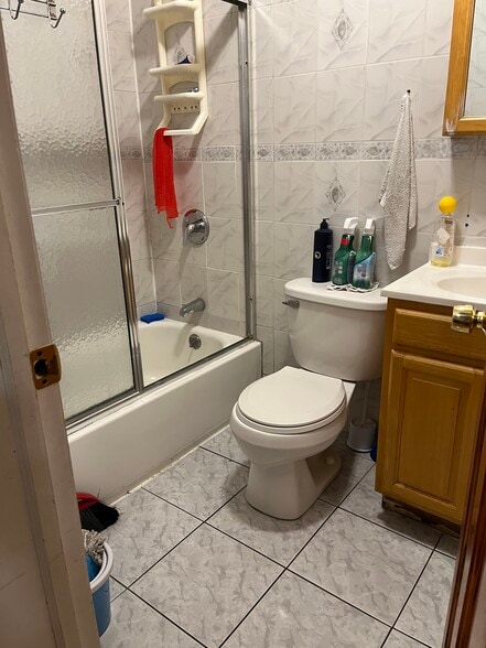 Building Photo - 2732 12th St