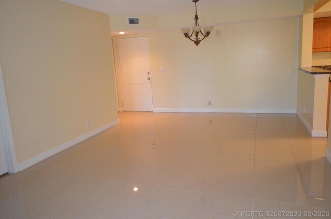 Building Photo - 5821 Riverside Dr