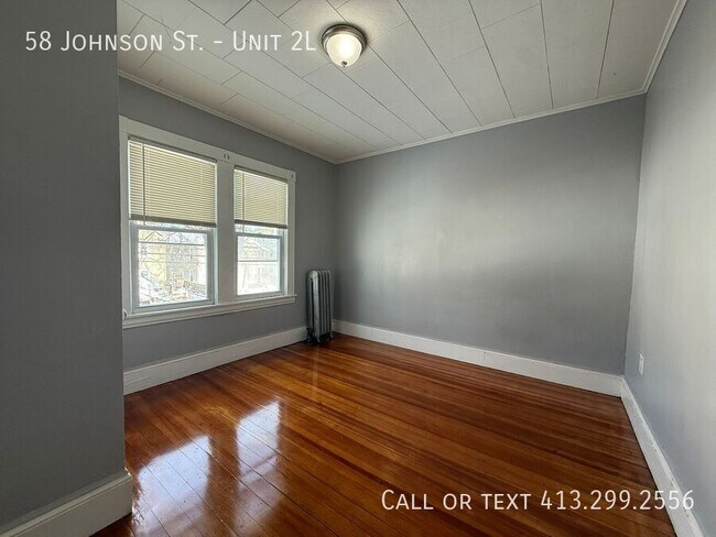 Building Photo - 58 Johnson St