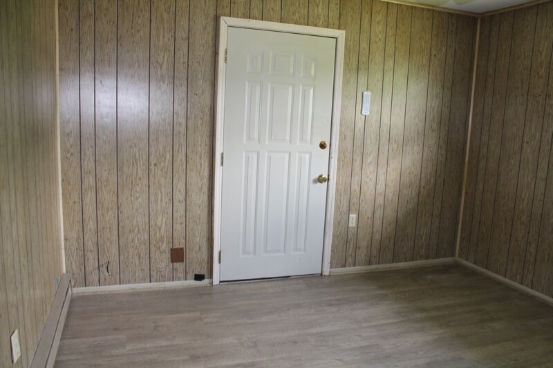 Building Photo - 202 Mountain View Dr