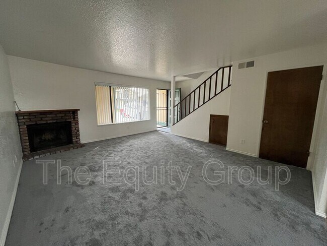 Building Photo - 351-360 N Capitola Ct