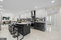 Building Photo - 8355 Alvord St