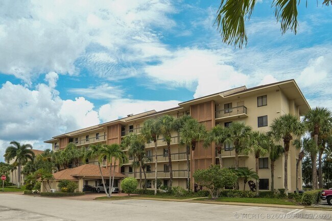 Building Photo - 2601 Marina Isle Way
