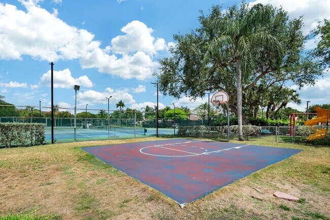 Building Photo - 11364 SW 87th Ter