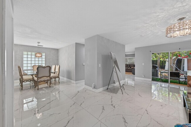 Building Photo - 6544 Adriatic Way