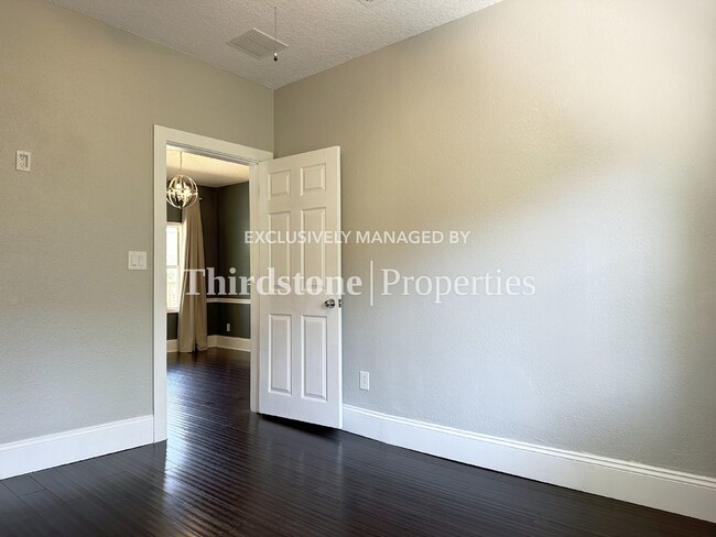 Building Photo - 1439 Dancy St