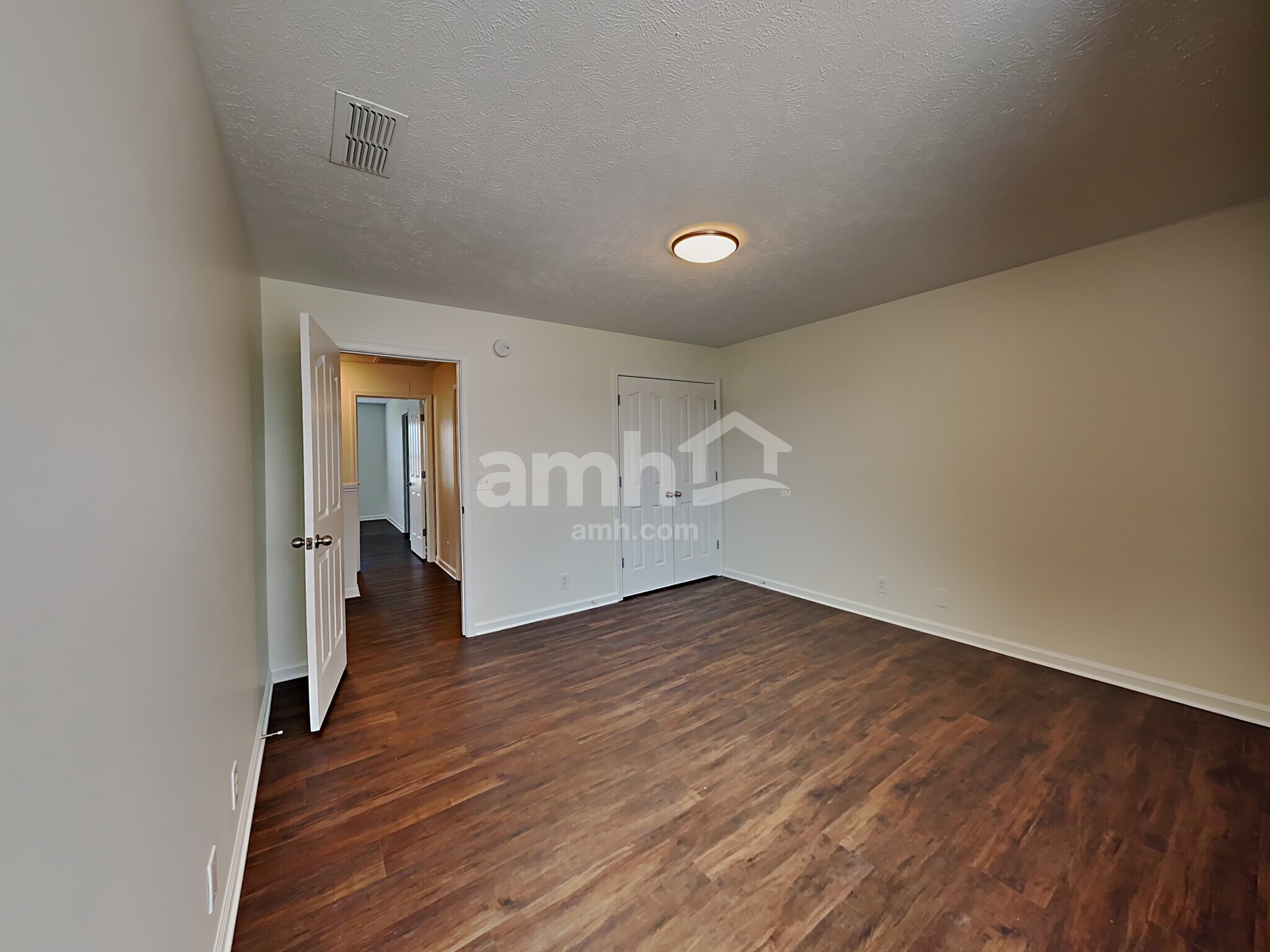 Building Photo - 1609 Carrick Dr