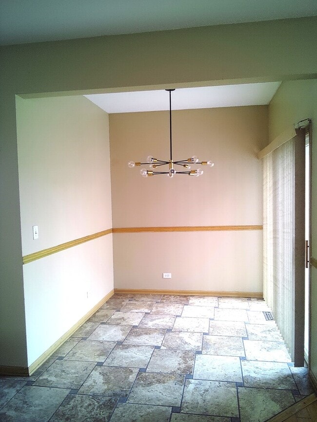 Building Photo - 3230 Holden Cir