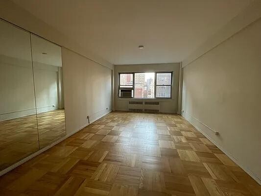 Building Photo - 288 Lexington Ave