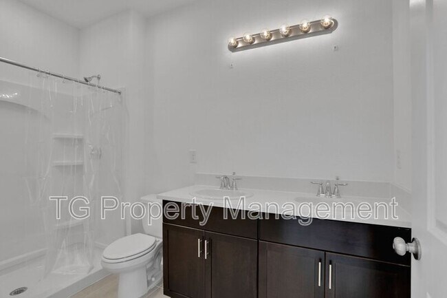 Building Photo - 298 Anthony Dr