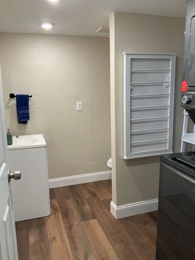 Building Photo - Spacious 3-Bedroom Home for Rent in Sought...