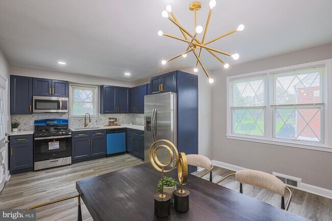 Building Photo - 5809 Eurith Ave