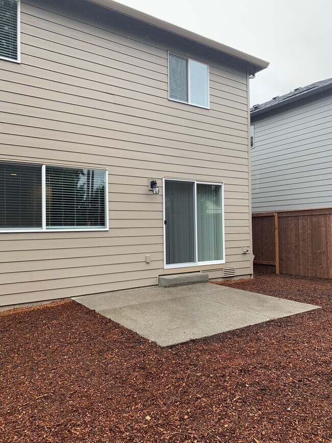 Building Photo - Newly Built Home in Brand New Community! Evergreen School District ! Conveniently located next to...