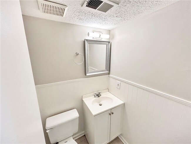 Building Photo - 2251 Salt Springs Pl