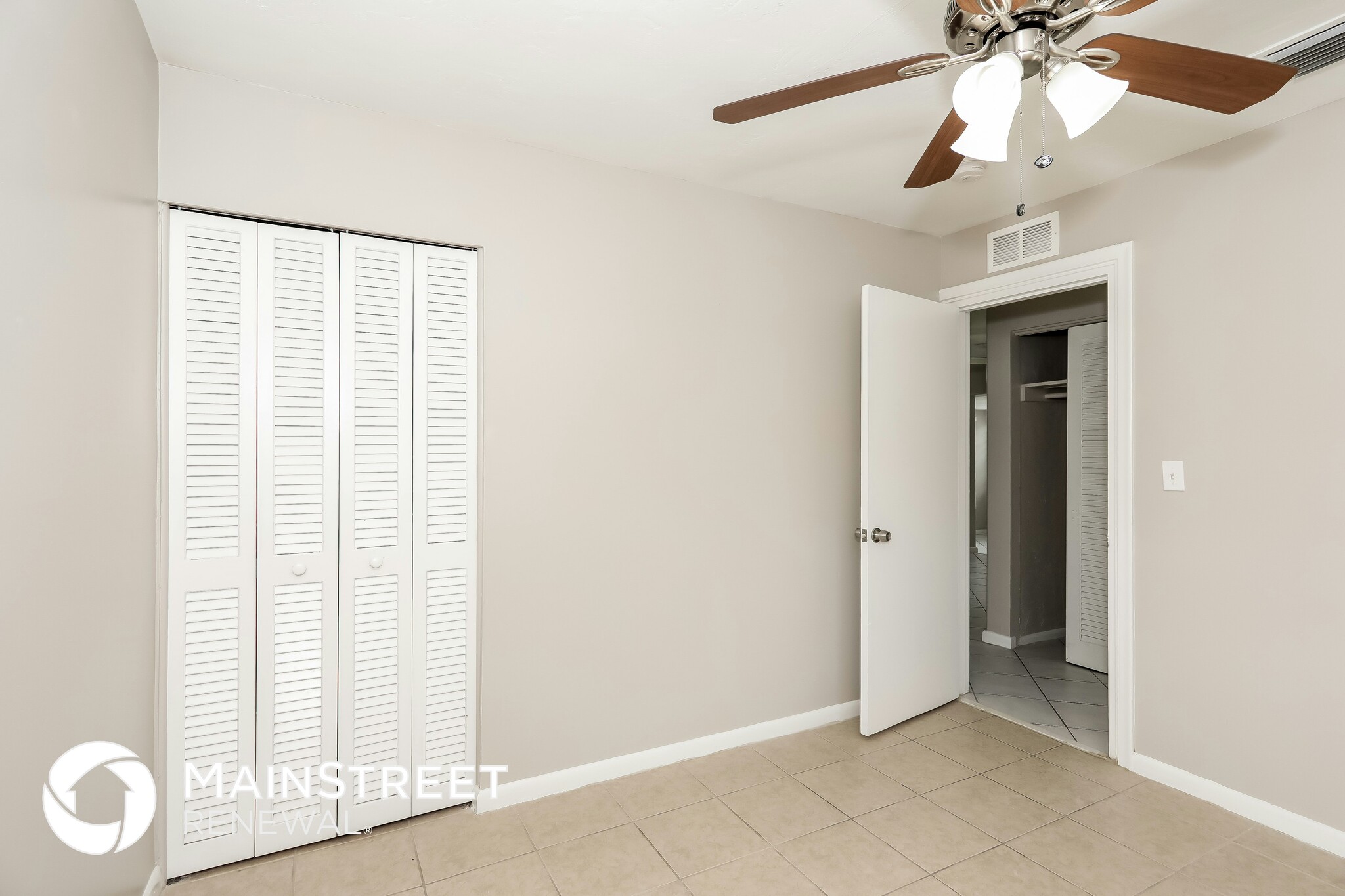 Building Photo - 1367 NE 27th St