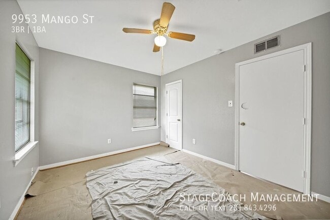 Building Photo - 9953 Mango St