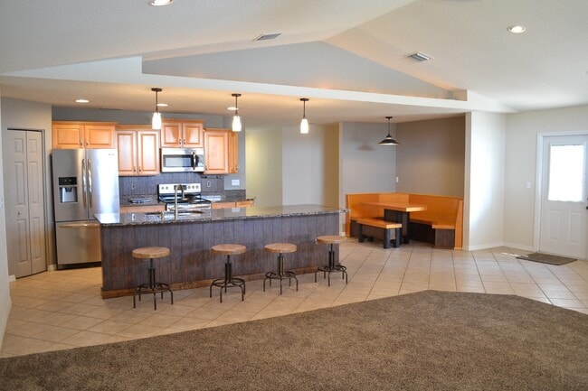 Building Photo - Lake Weir - Bird Island Rental - 5/3/2 Water Front Living at it's Best! **Available Soon**