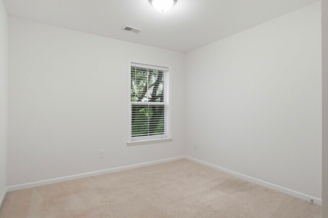 Building Photo - 4937 W Liberty Park Cir