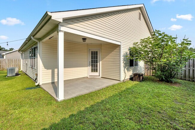 Building Photo - 3 Bedroom Ranch in Oyster Landing