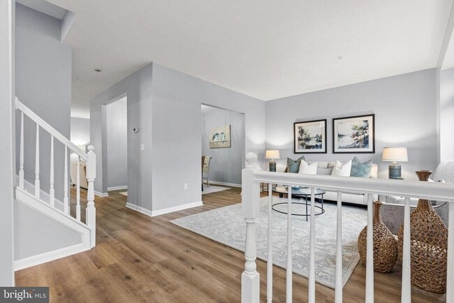 Building Photo - 48375 Sunburst Dr