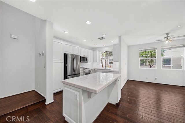 Building Photo - 2068 Owens Dr