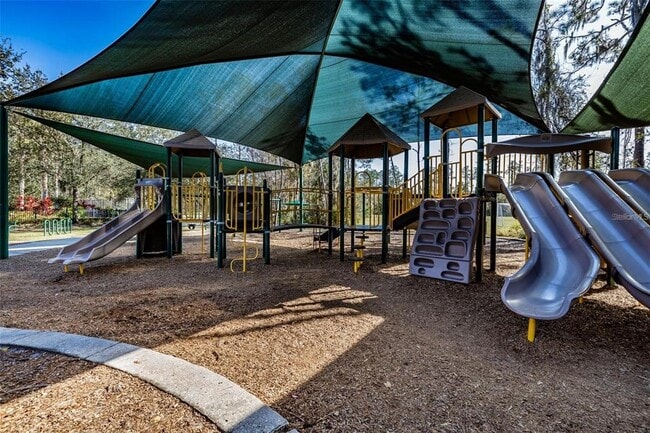 Building Photo - 2734 Silvermoss Dr