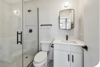 Building Photo - 2412 W Belden Ave