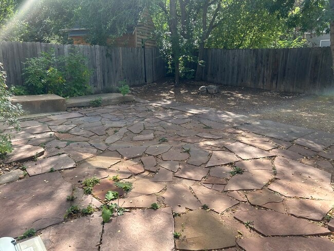 Building Photo - 1500 Orchard Ave