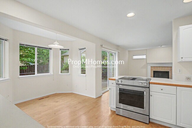Building Photo - Bull Mountain Three Bedroom Home!