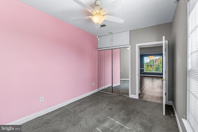 Building Photo - 5900 Great Star Dr