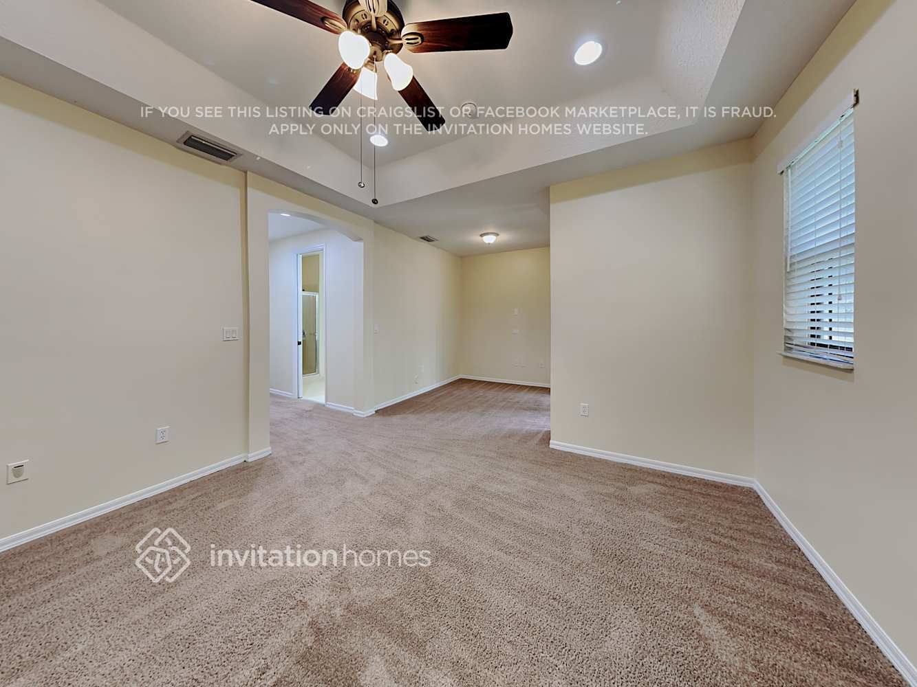 Building Photo - 518 NE 35th Ave