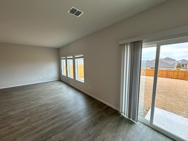 Building Photo - 2040 Palmer PL