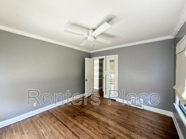 Building Photo - 1531 S Gary Pl