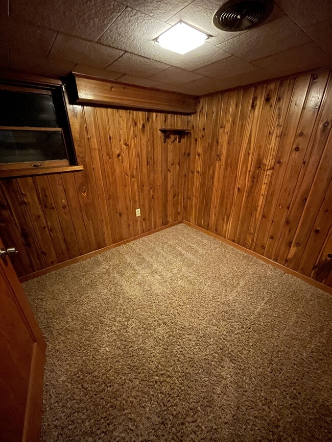 Building Photo - 2025 2nd Ave N