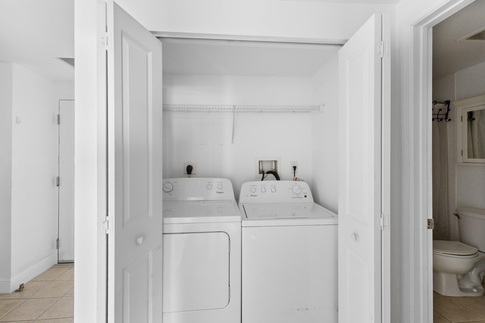 Building Photo - 1250 S Miami Ave