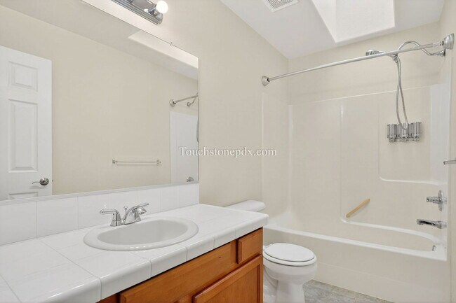 Building Photo - 1509 SW 175th Ave