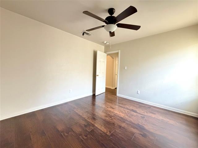 Building Photo - 5408 Dove Dr
