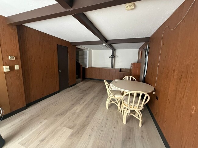 Building Photo - Aiea 3-bedroom 2 bath with 1 assigned parking