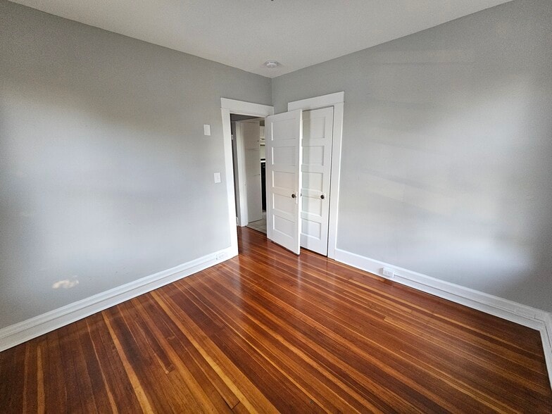 Building Photo - 217 S Whittlesey Ave