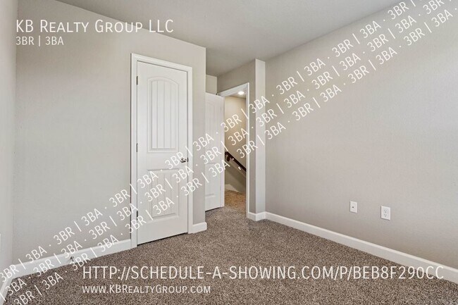 Building Photo - 3 Bed Townhome in Belton; Raymore-Peculiar...