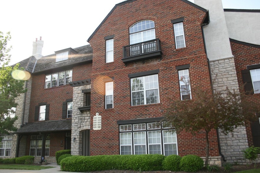 Front of Building - 6126 Inishmore Ln