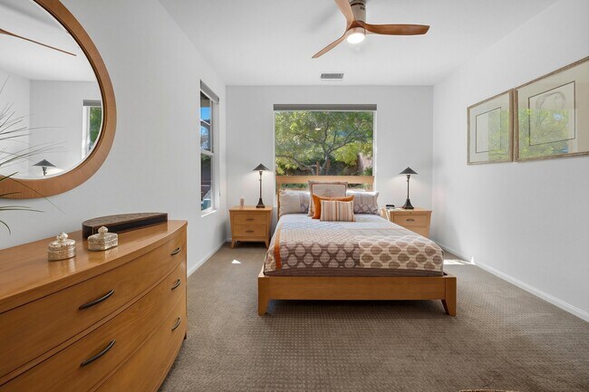 Building Photo - 51811 Golden Eagle Dr