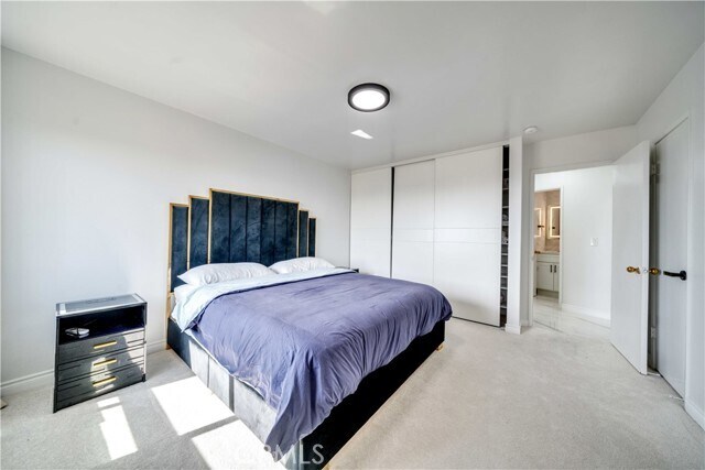 Building Photo - 8400 De Longpre Ave