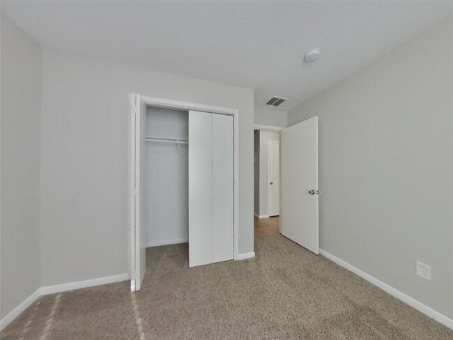 Building Photo - 21918 Willow Shade Ln
