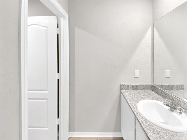 Building Photo - 847 Redinger Ridge Dr