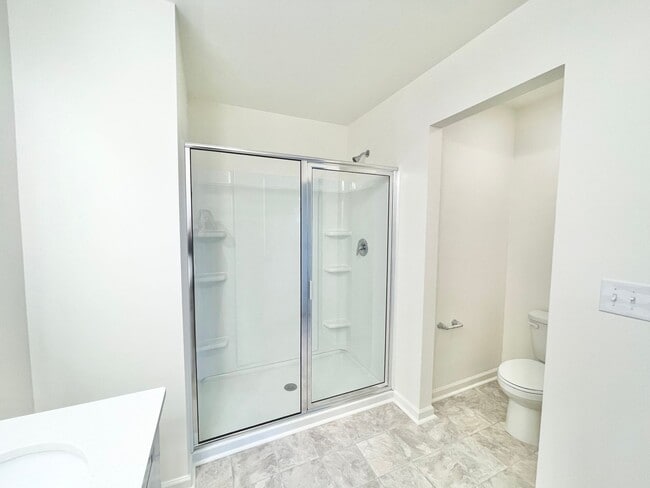 Building Photo - Beautiful 3 Bedroom Townhome minutes from I-85 -