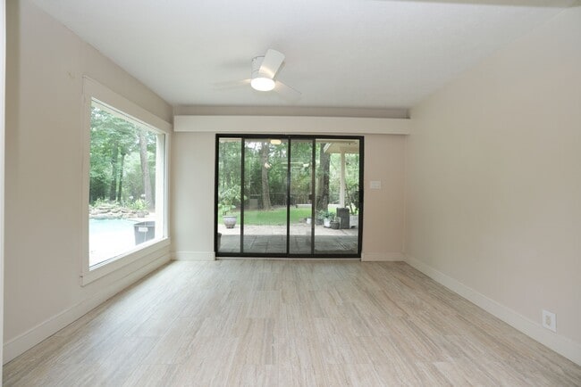 Building Photo - 44 Indian Clover Dr