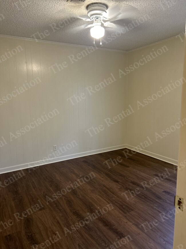 Building Photo - 6656 Sonny Boy Yeldell Rd