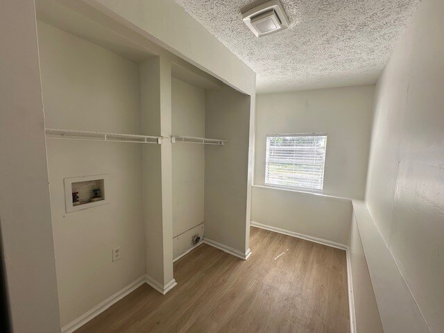 Building Photo - Renovated 3 Bedroom Home Near Riverside And Avondale
